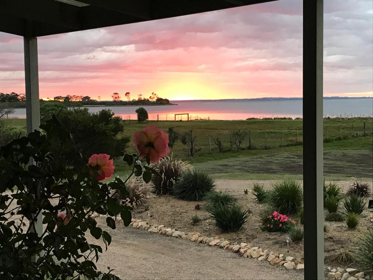 Appartamento Eagle Bay Views Eagle Point Esterno foto